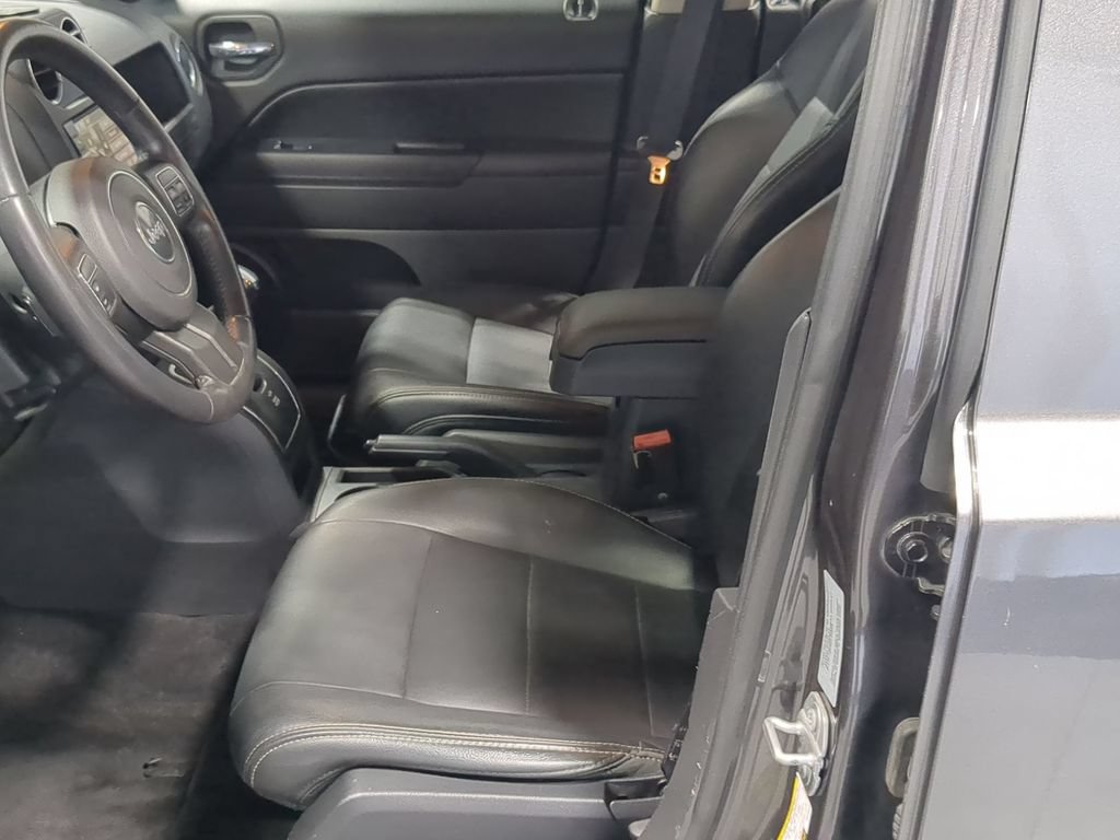 Used 2017 Jeep Patriot High Altitude FWD image 20