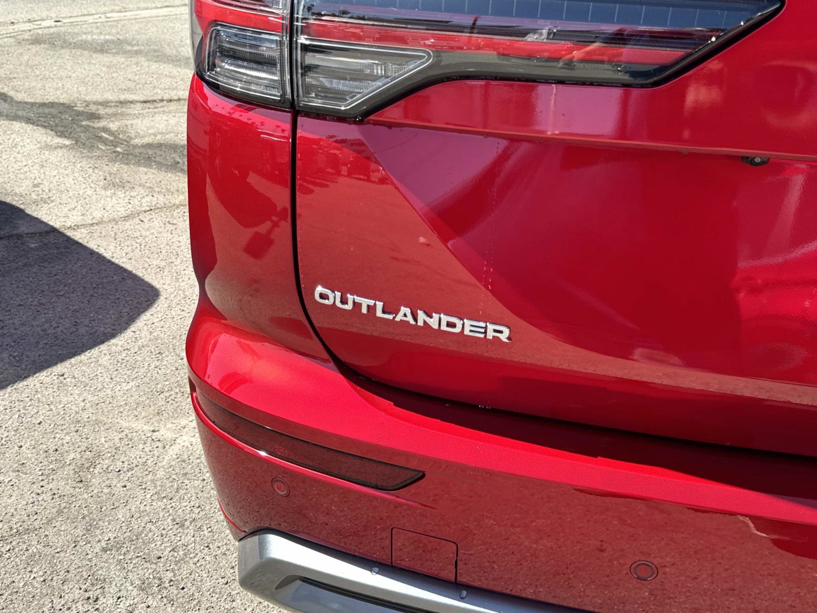 New 2025 Mitsubishi Outlander SEL image 5