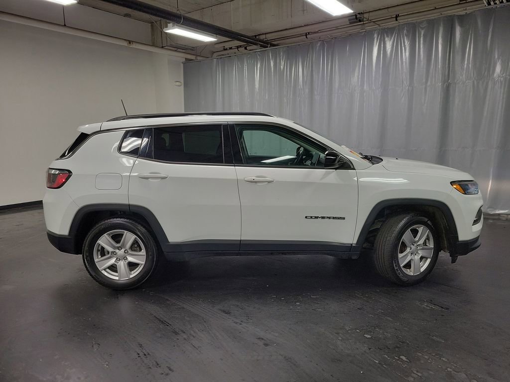 Used 2022 Jeep Compass Latitude w/ Convenience Group image 6