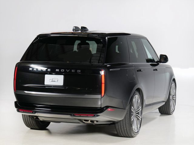 Certified 2025 Land Rover Range Rover SE AWD/4WD image 2