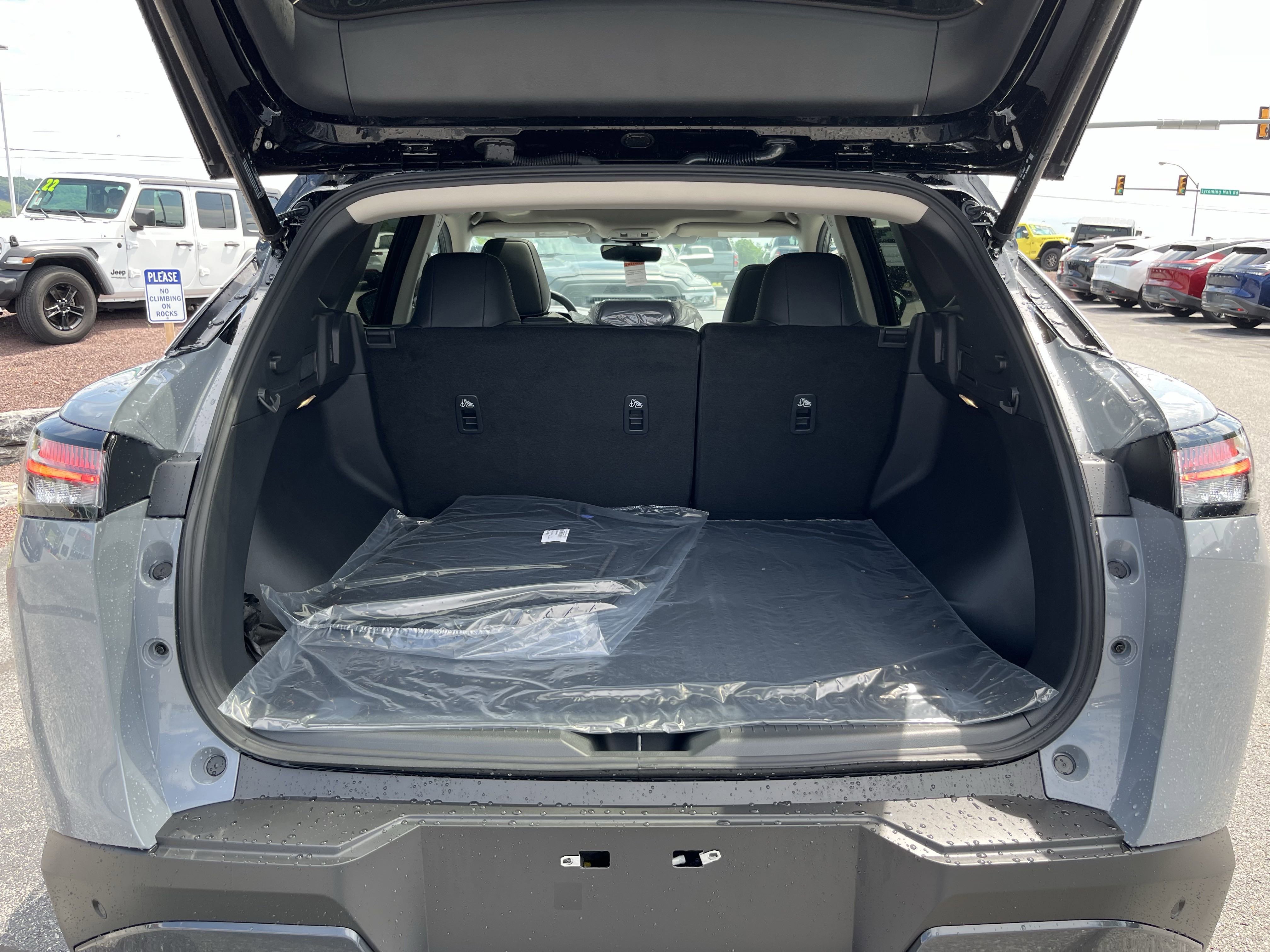 New 2025 Nissan Murano SL image 5