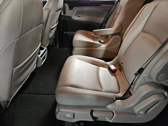 Used 2018 Honda Odyssey EX-L image 17