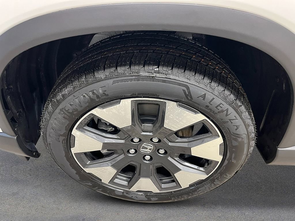 New 2026 Honda Pilot Touring image 11