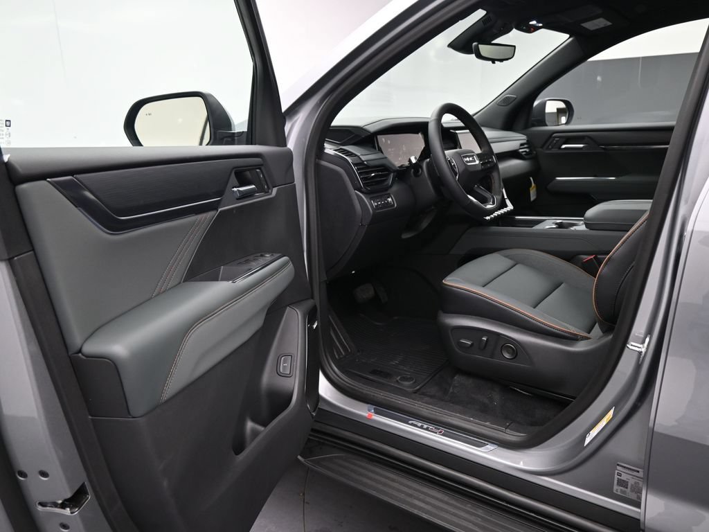 New 2026 GMC Acadia AT4 w/ LPO, Adventure Package AWD/4WD image 11