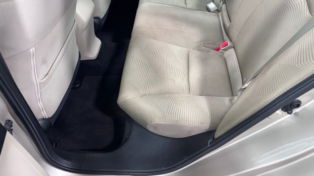 Used 2015 Honda Accord LX image 27