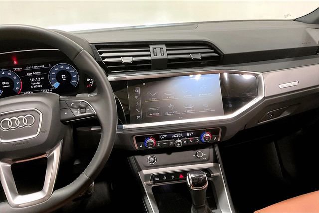 Certified 2025 Audi Q3 2.0T Premium w/ Convenience Package image 6