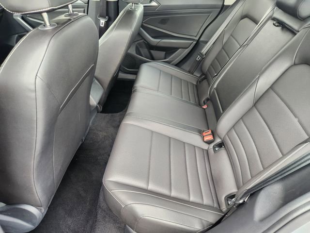 Used 2024 Volkswagen Jetta SE FWD image 24