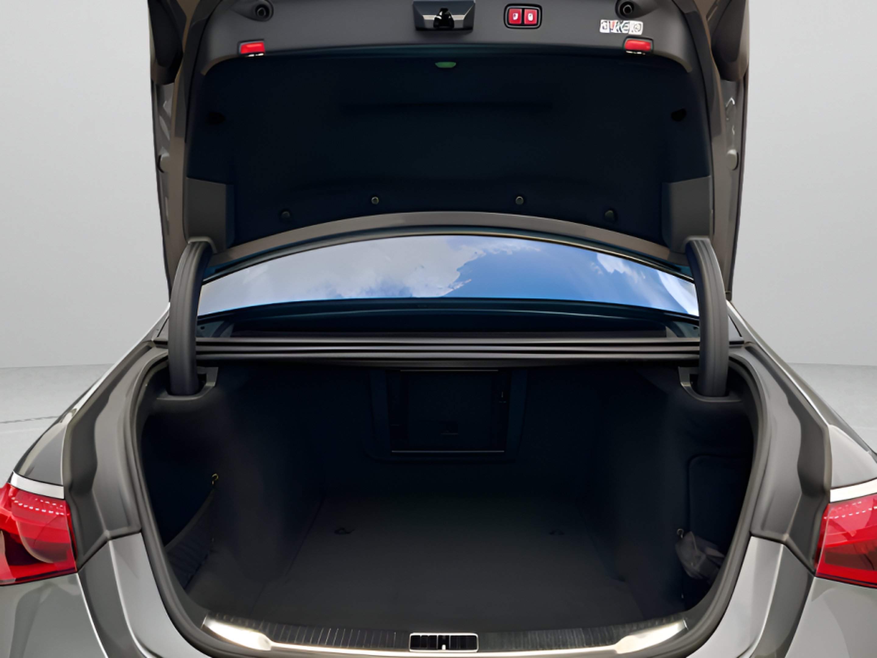 Used 2026 Mercedes-Benz S 580 4MATIC Sedan image 25