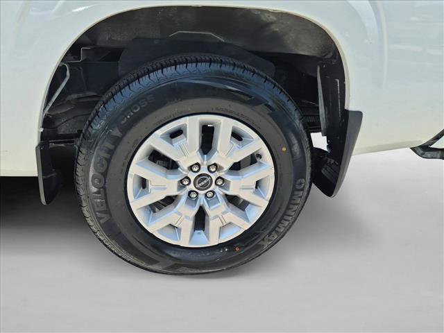 Used 2024 Nissan Frontier SV w/ Bed Access Package RWD image 22