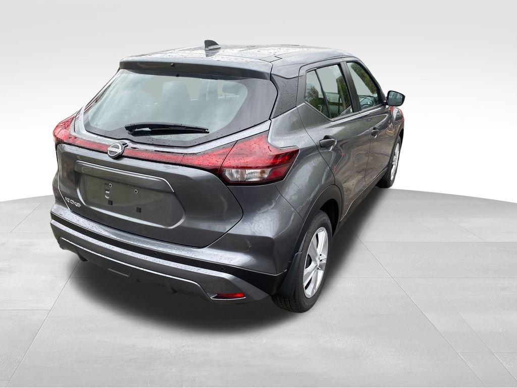 Certified 2025 Nissan Kicks Play S FWD image 5