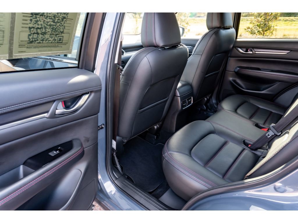 Used 2024 MAZDA CX-5 Carbon Edition image 12