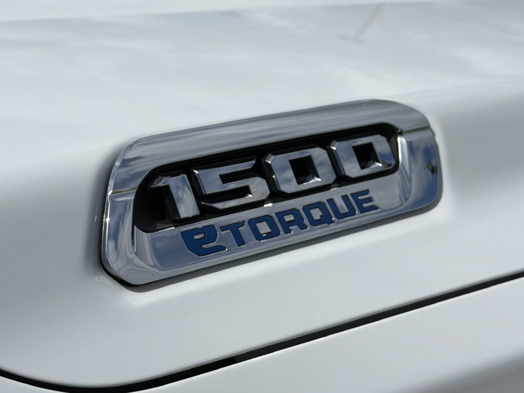 Used 2025 RAM 1500 Big Horn AWD/4WD image 11