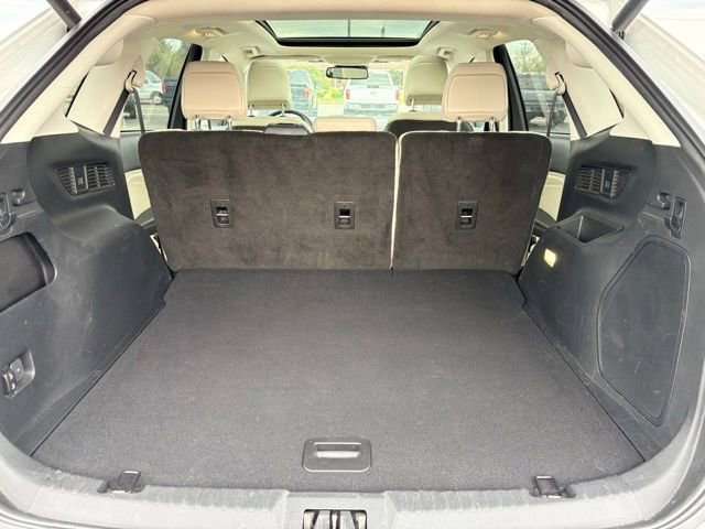 Used 2023 Ford Edge Titanium w/ Class II Trailer Tow Package AWD/4WD image 17