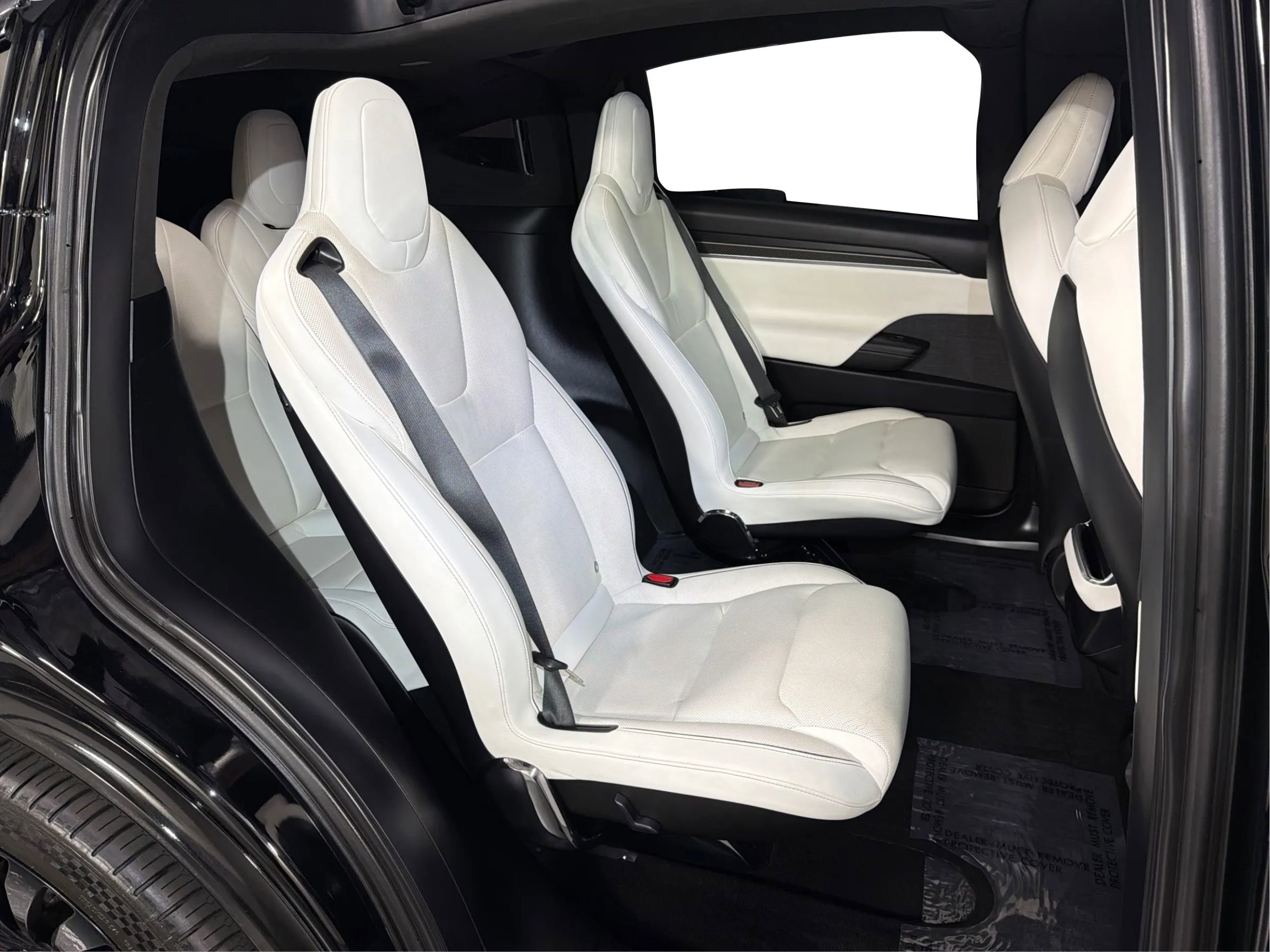 Used 2022 Tesla Model X Plaid image 25
