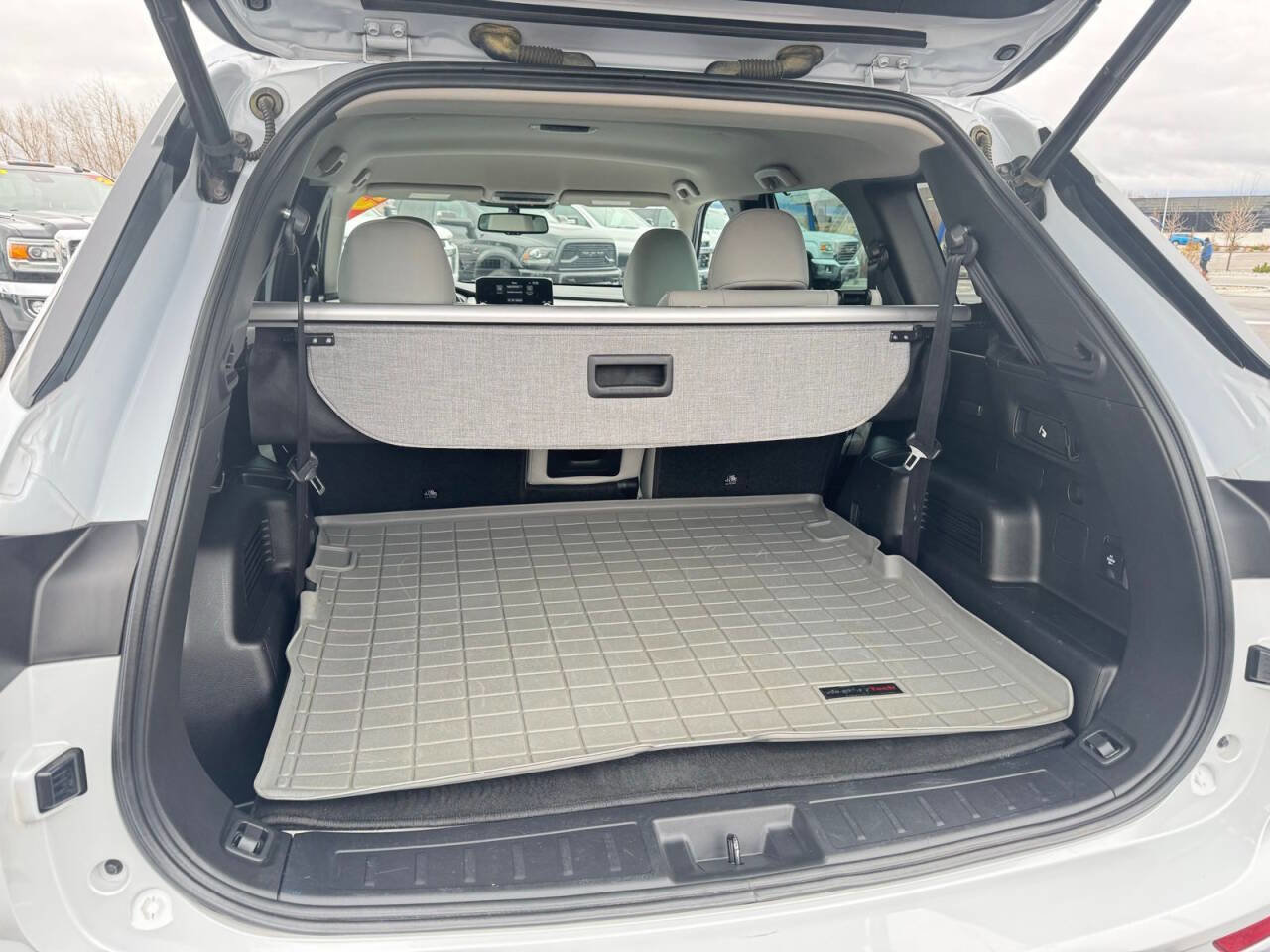 Used 2023 Mitsubishi Outlander SEL image 8