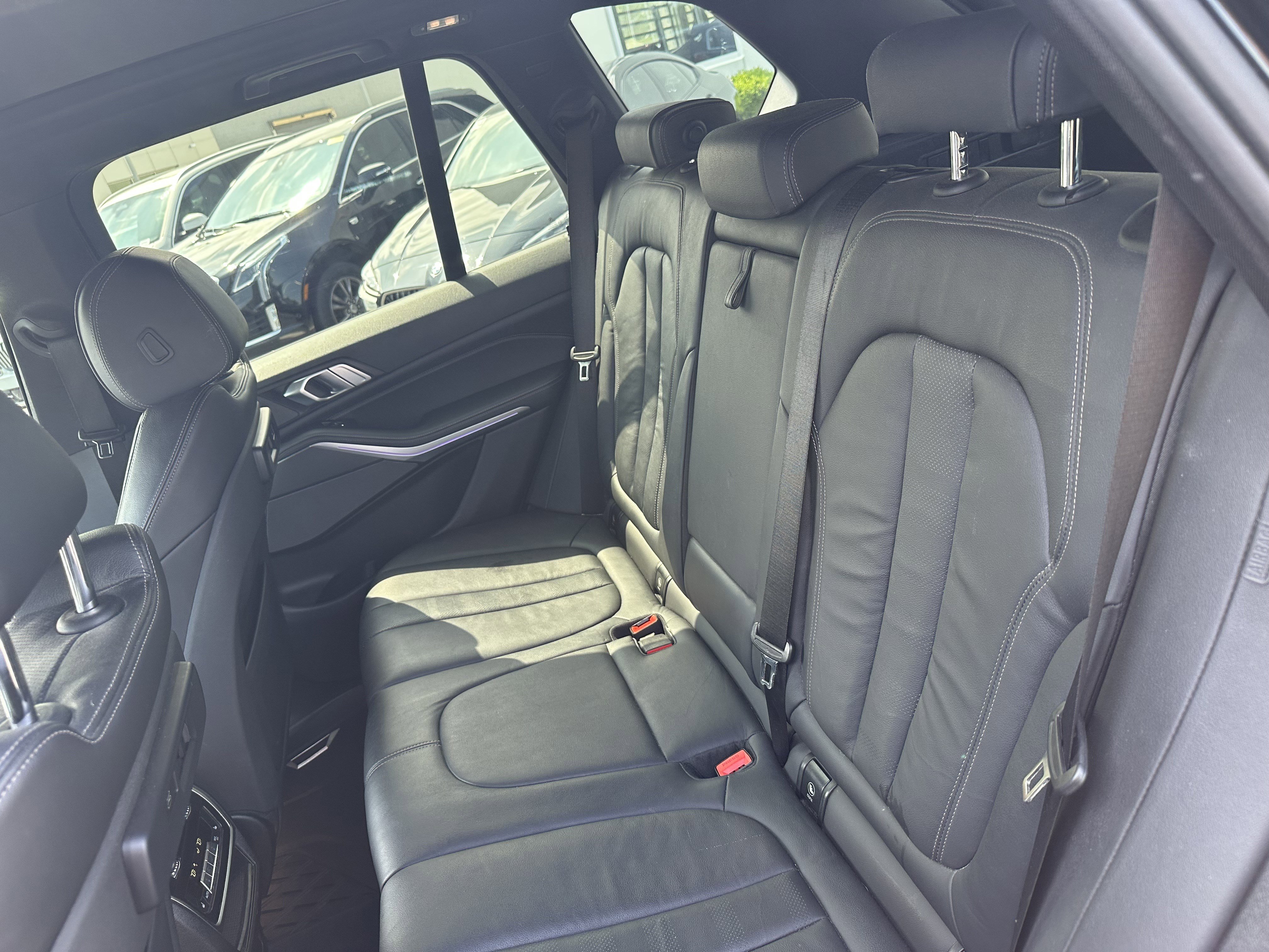 Used 2019 BMW X5 xDrive40i w/ M Sport Package AWD/4WD image 29