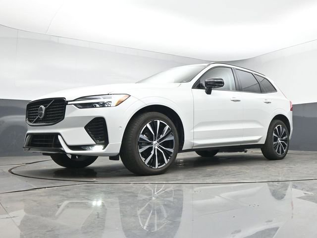 Used 2023 Volvo XC60 B5 Ultimate image 17