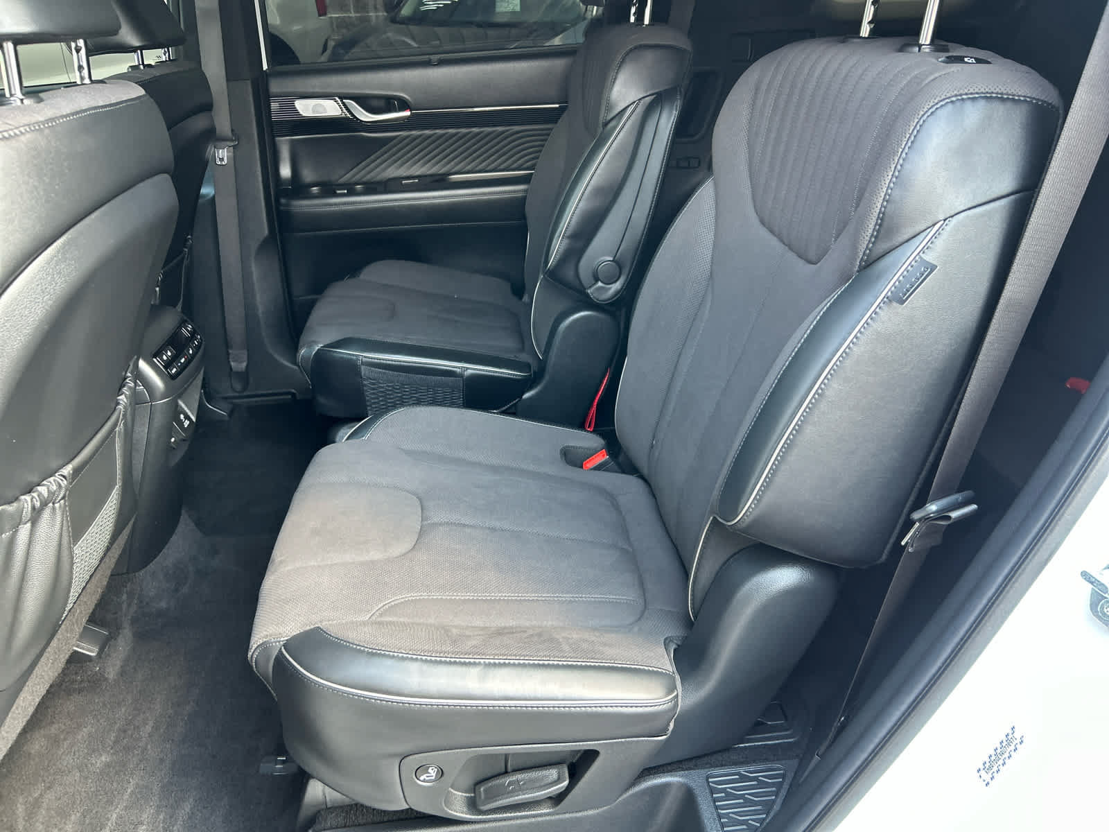 Used 2024 Hyundai Palisade Calligraphy AWD/4WD image 26