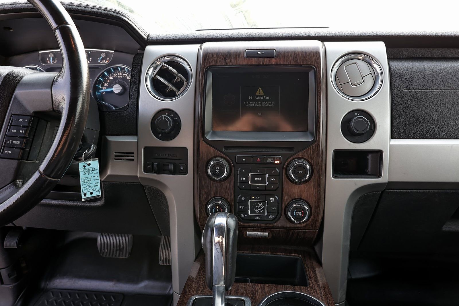 Used 2014 Ford F150 Lariat w/ Equipment Group 502A Luxury AWD/4WD image 17