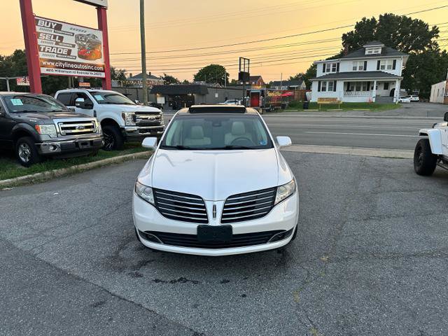 Used 2018 Lincoln MKT AWD w/ Technology Package image 6
