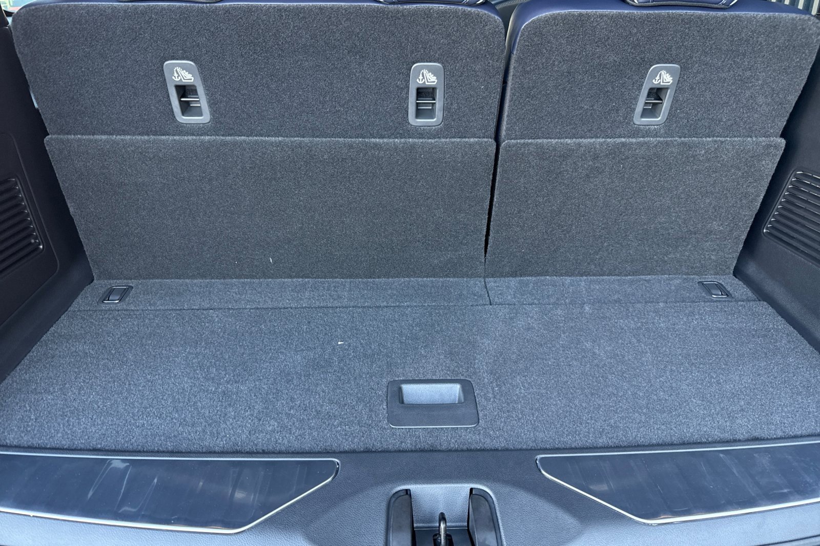 New 2026 INFINITI QX80 4WD w/ Sport Exterior Package image 16