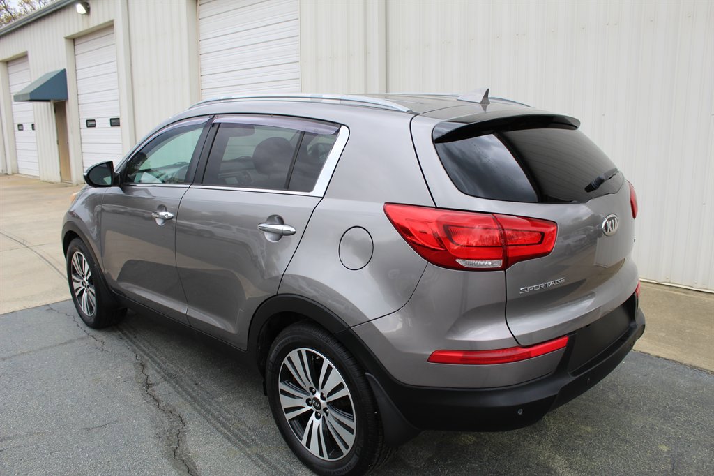 Used 2014 Kia Sportage EX image 4