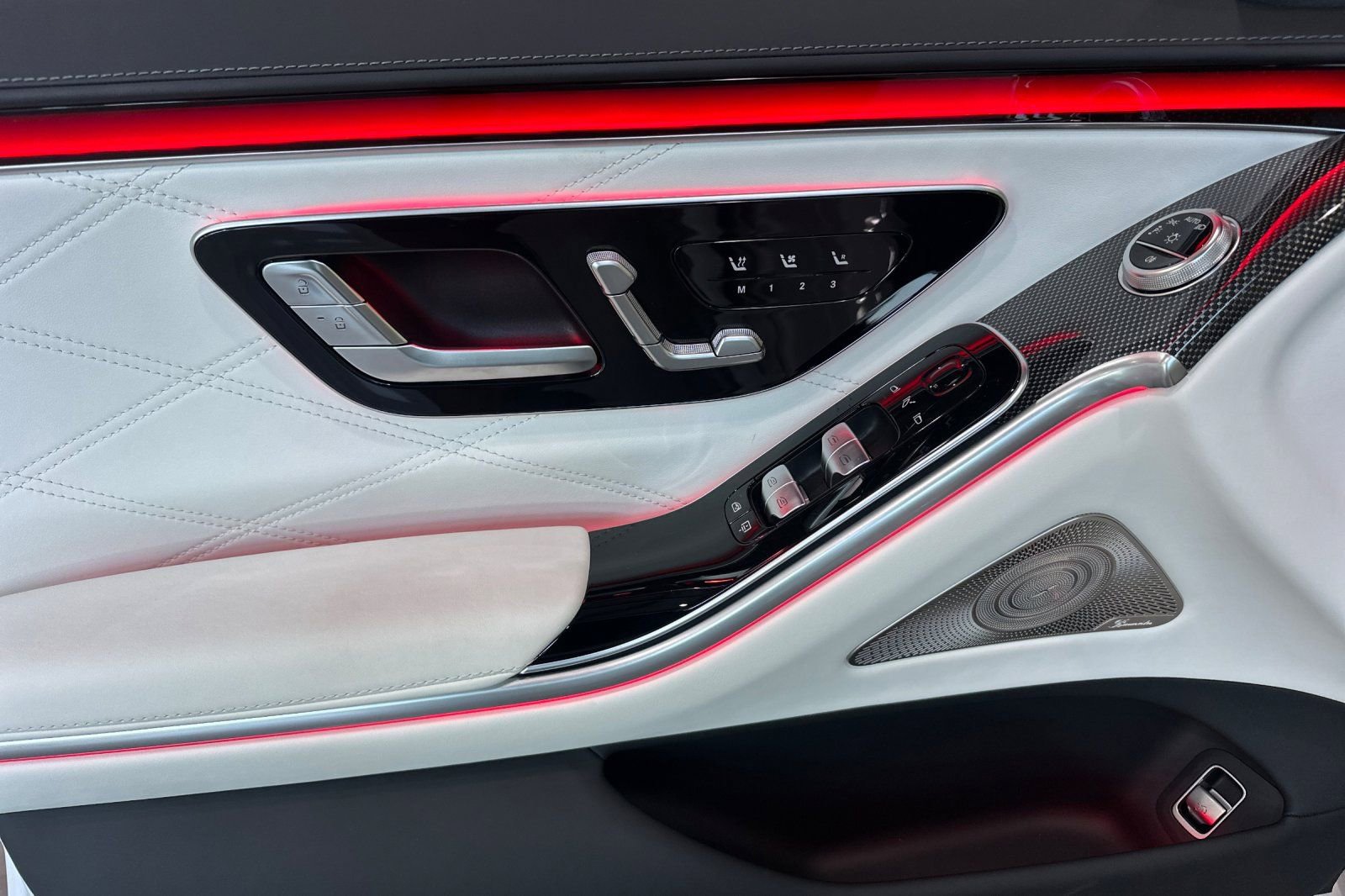 Used 2025 Mercedes-Benz S 63 AMG S image 22