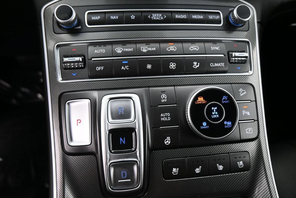 Used 2023 Hyundai Santa Fe Limited AWD/4WD image 15