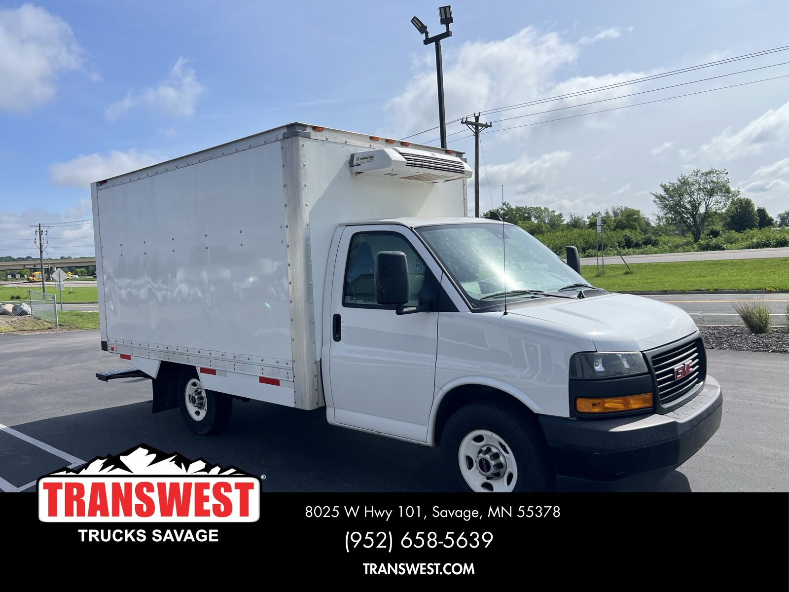 Used 2020 GMC Savana 3500 12' Reefer Van w/ Power Convenience Package image 14
