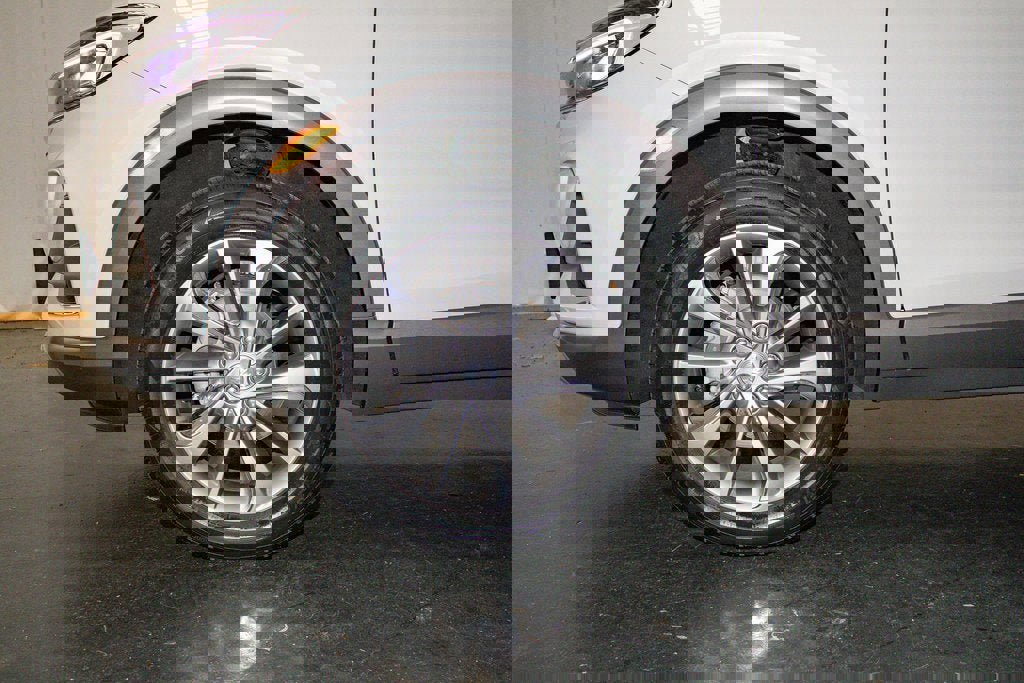 Certified 2023 Buick Encore GX Essence w/ Experience Buick Package image 8