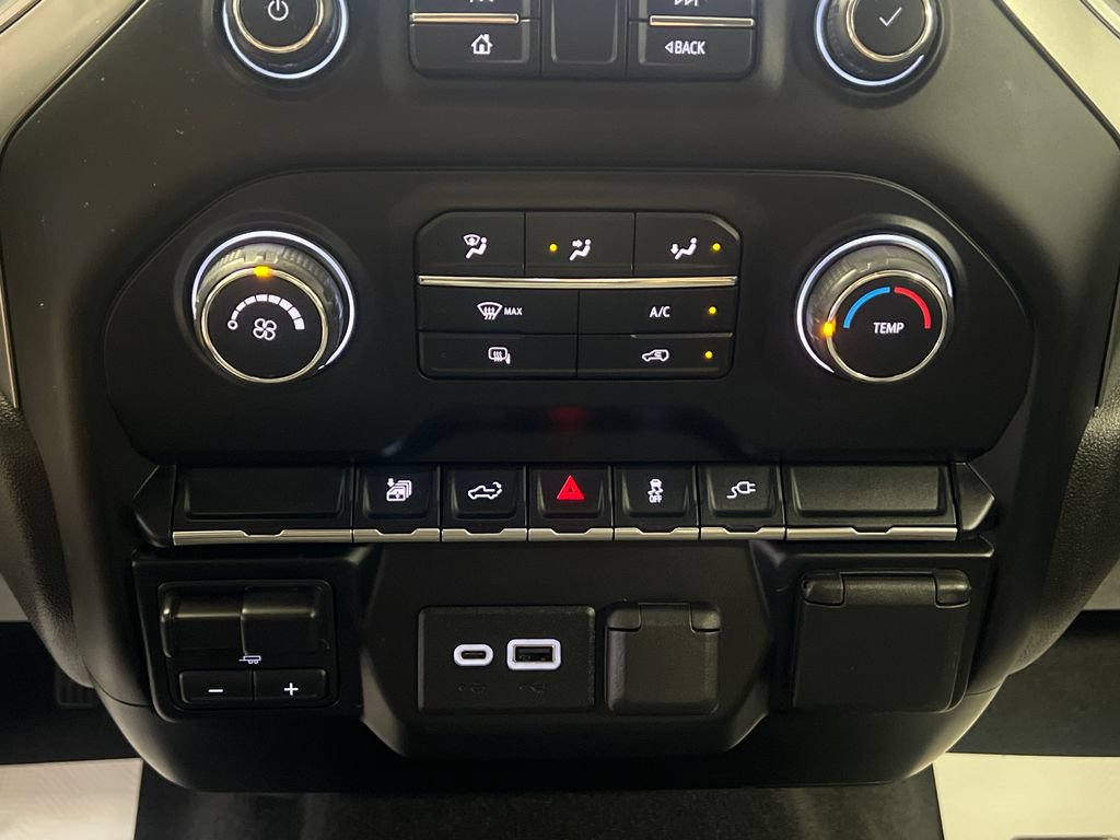 Used 2020 Chevrolet Silverado 2500 LT AWD/4WD image 29