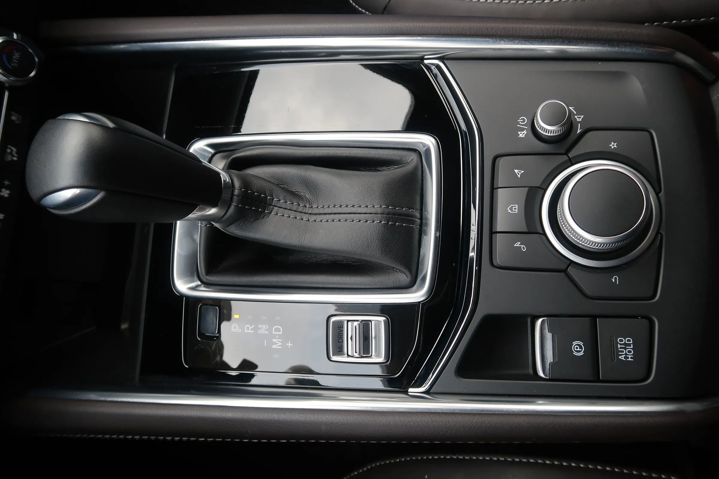 Used 2025 MAZDA CX-5 Signature image 33