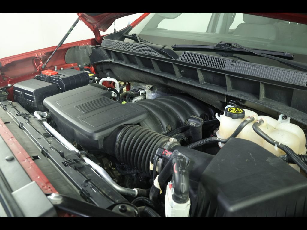 Used 2024 Chevrolet Silverado 1500 LT w/ Z71 Off-Road Package AWD/4WD image 20