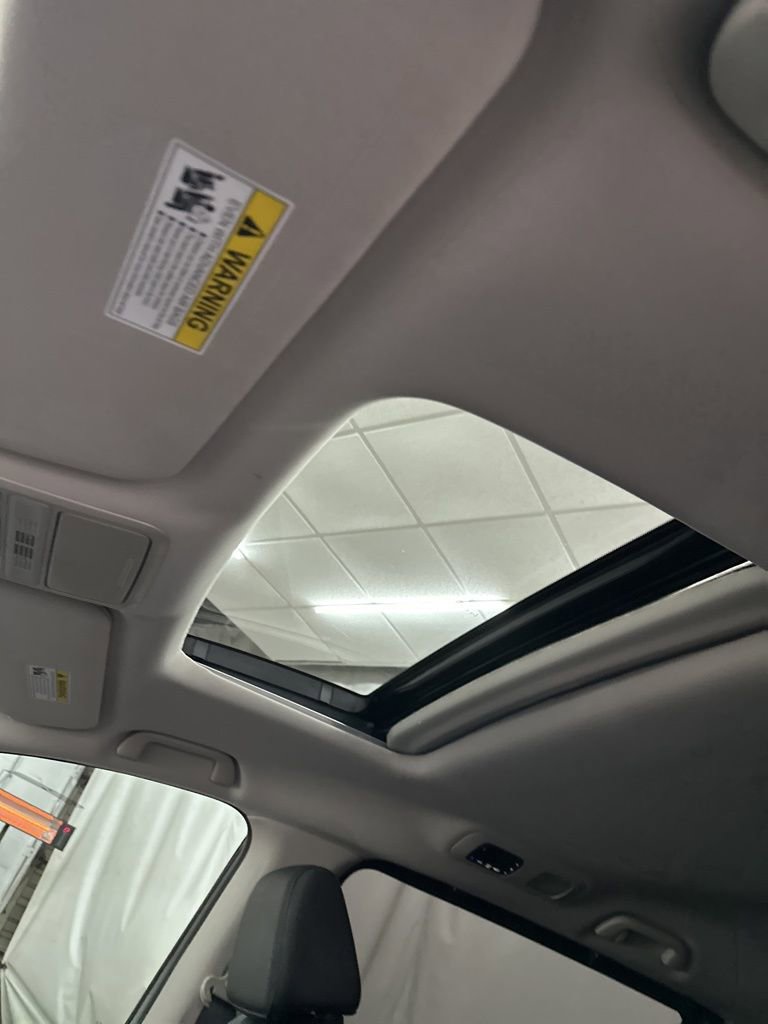 Used 2025 Honda Odyssey EX-L image 21