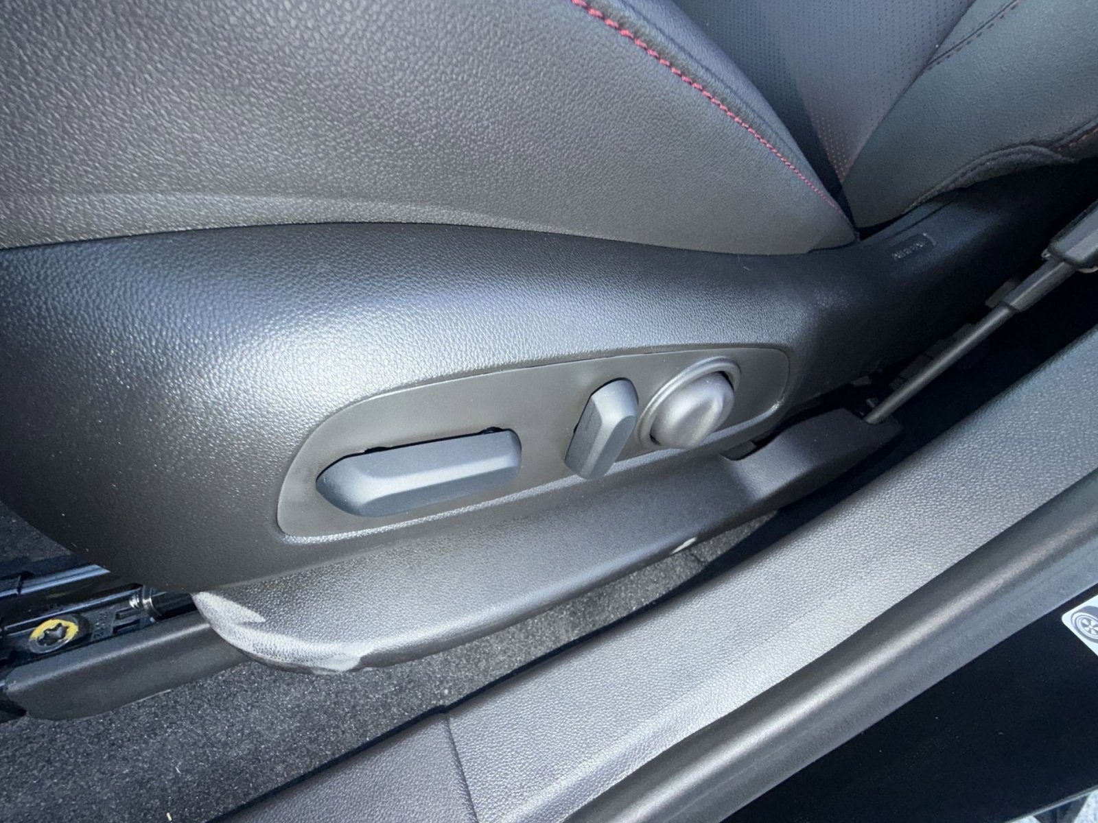 New 2026 Chevrolet Blazer RS w/ Driver Confidence II Package image 13