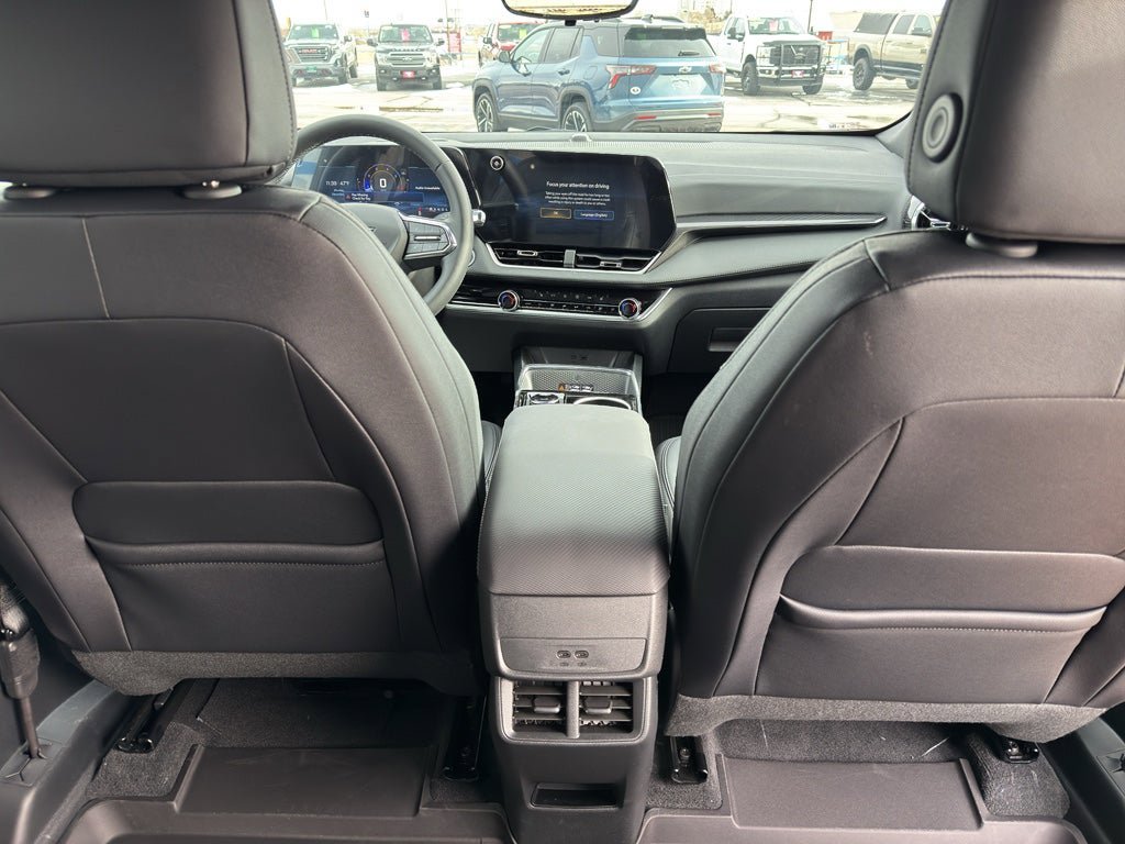 New 2026 Chevrolet Equinox LT w/ Convenience Package II AWD/4WD image 13