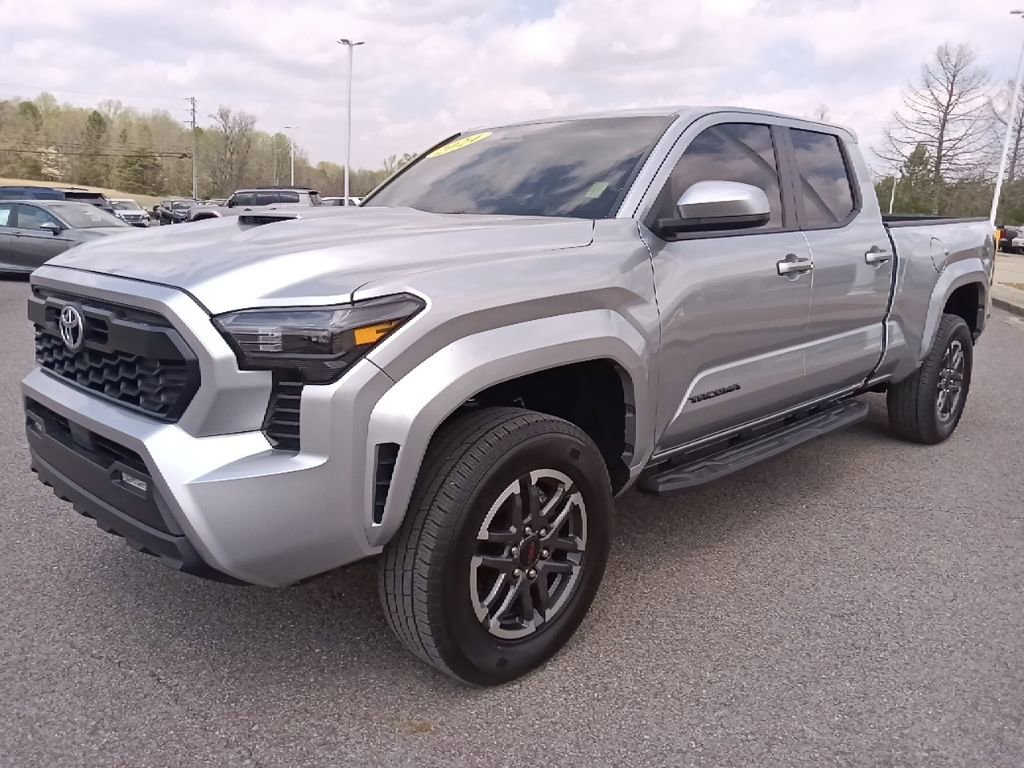 Used 2024 Toyota Tacoma TRD Sport image 7