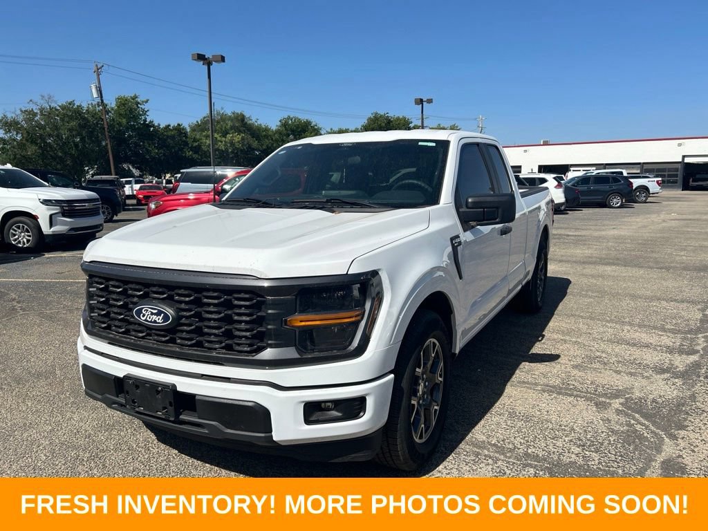 Used 2025 Ford F150 STX w/ Equipment Group 200A RWD image 7