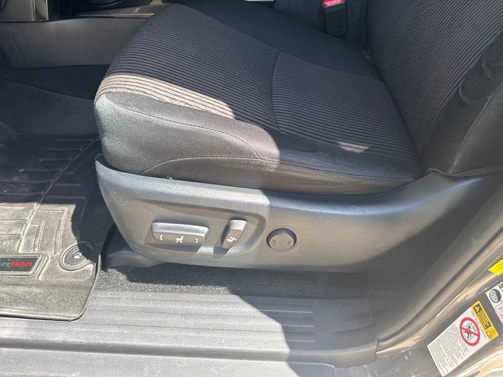 Used 2016 Toyota 4Runner Trail AWD/4WD image 12
