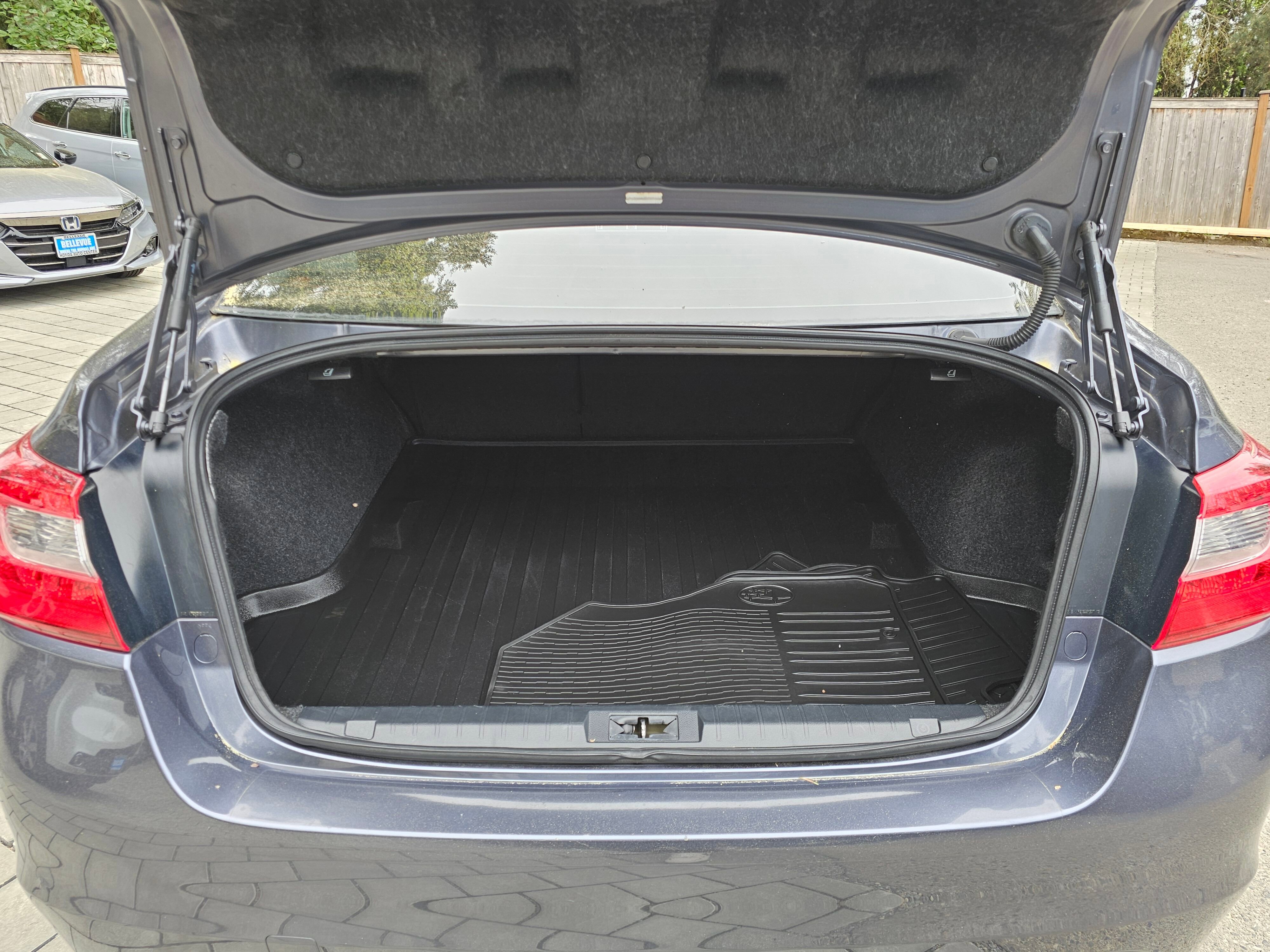 Used 2016 Subaru Legacy 2.5i Premium AWD/4WD image 15