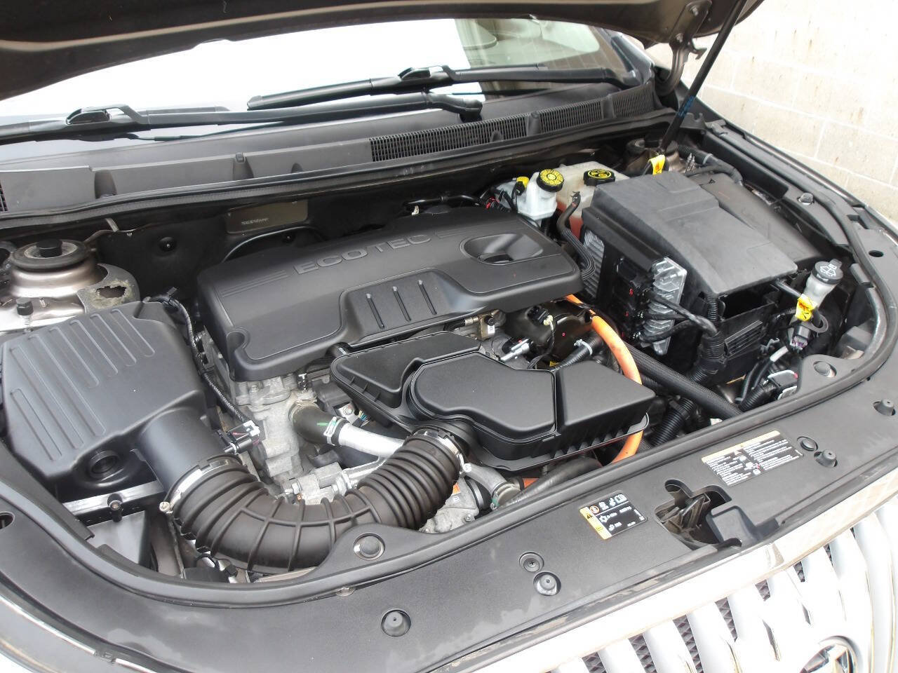 Used 2012 Buick LaCrosse Leather FWD image 27