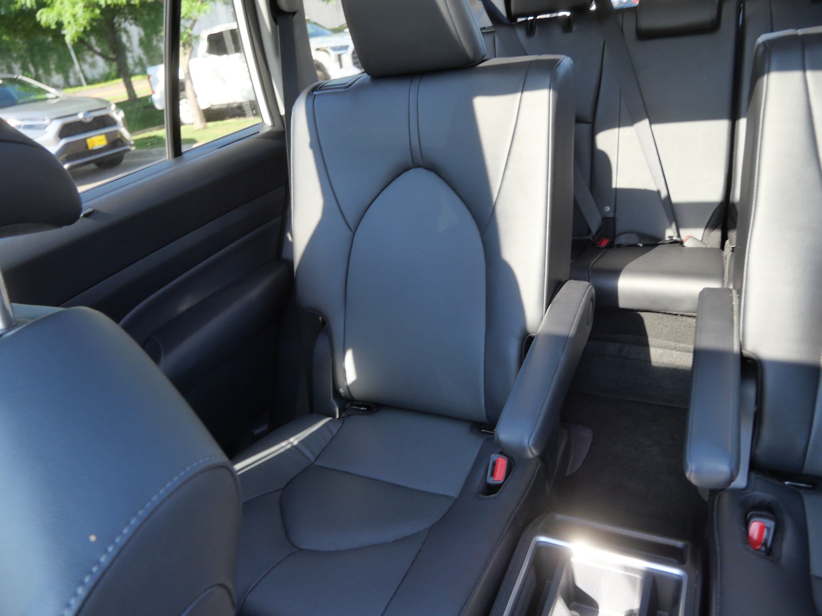 Certified 2025 Toyota Grand Highlander AWD image 13