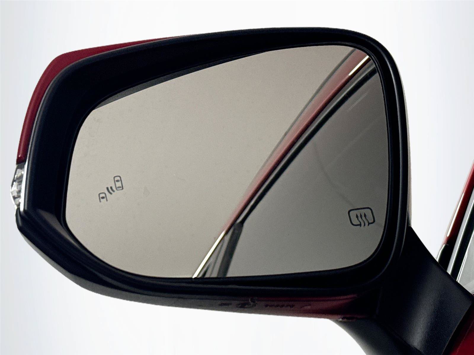 Used 2024 Toyota Corolla Cross LE w/ Moonroof Package FWD image 5