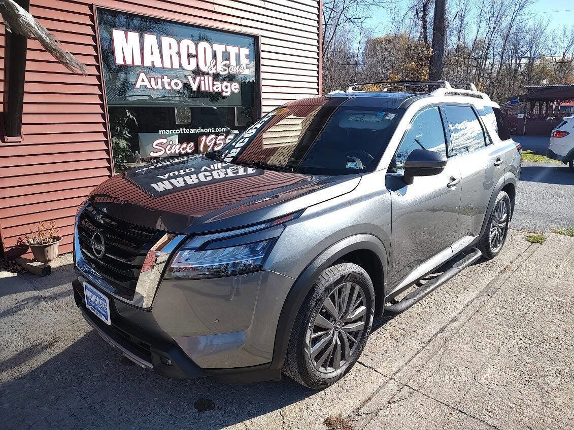 Used 2022 Nissan Pathfinder SL w/ SL Premium Package