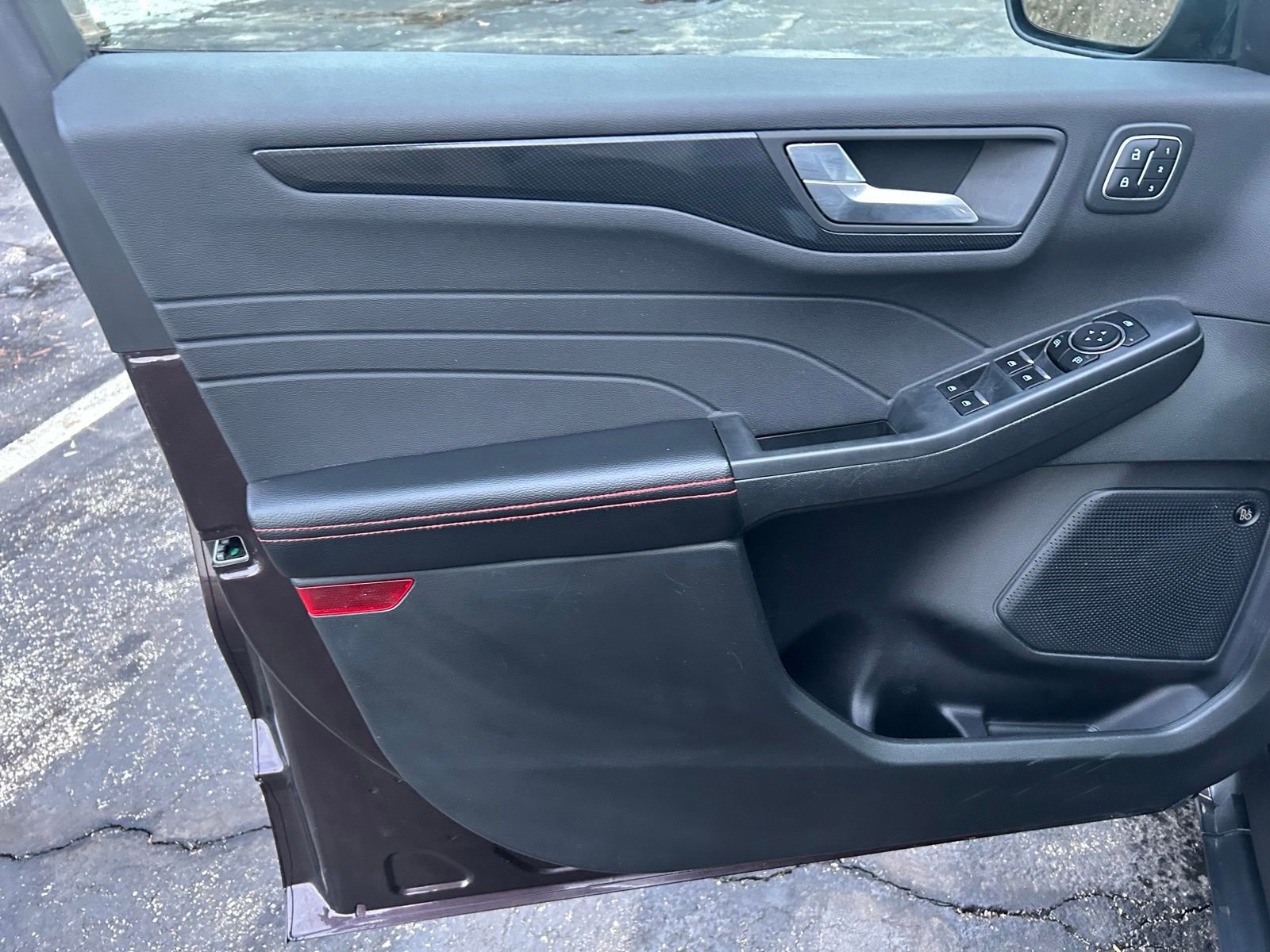 Used 2023 Ford Escape ST-Line Select w/ Tech Pack #2 image 10