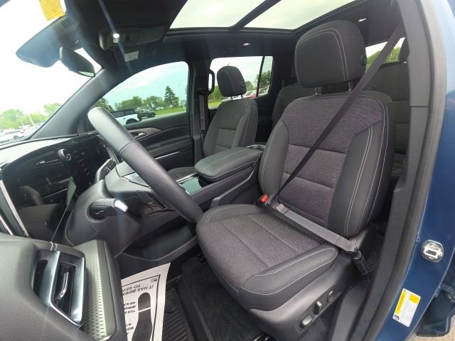 Used 2024 Chevrolet Traverse LT w/ LPO, Floor Liner Package FWD image 26