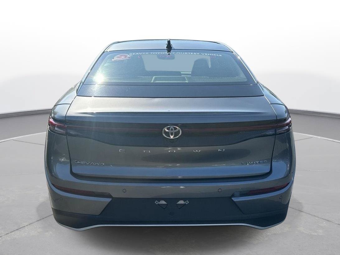 Used 2026 Toyota Crown AWD/4WD image 7
