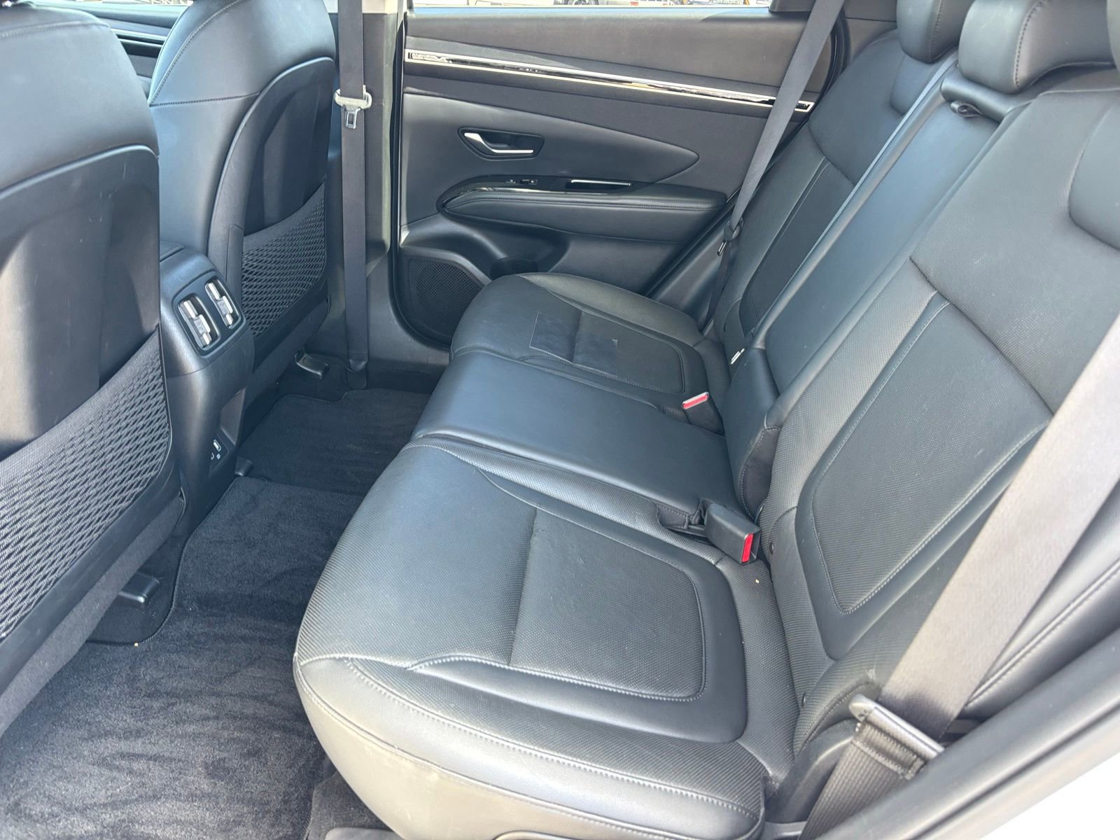 Used 2022 Hyundai Tucson Limited FWD image 13