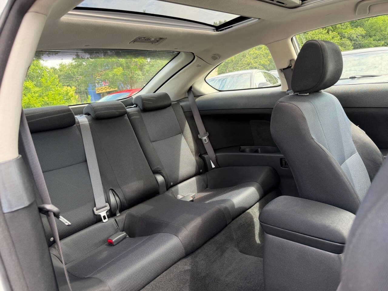 Used 2009 Scion tC FWD image 13