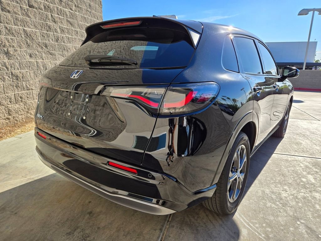 Used 2024 Honda HR-V EX-L image 4